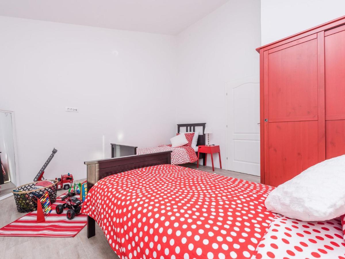Holiday Home Velebit By Interhome Рованьска Экстерьер фото