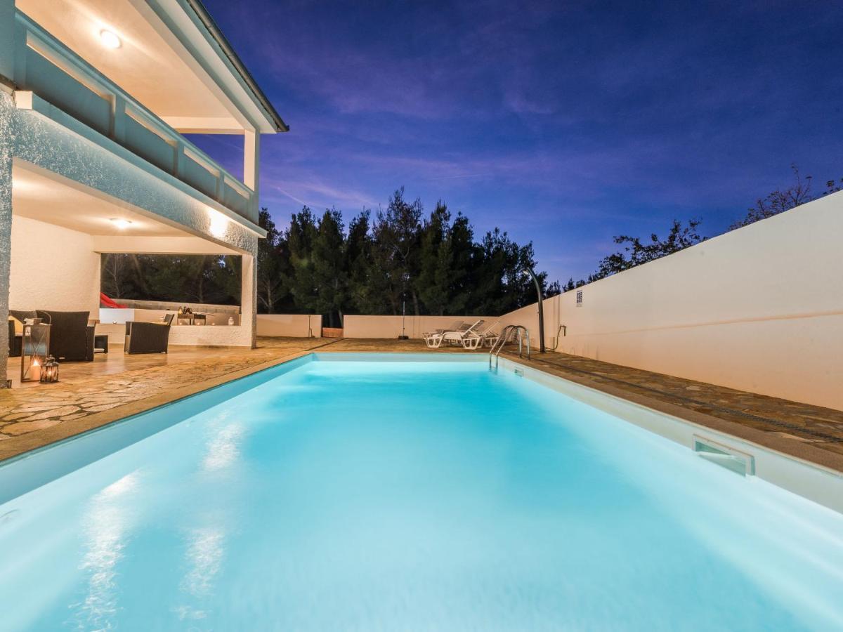 Holiday Home Velebit By Interhome Рованьска Экстерьер фото