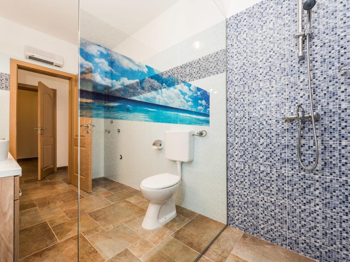 Holiday Home Velebit By Interhome Рованьска Экстерьер фото